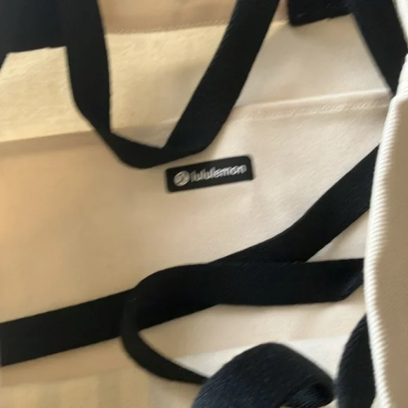 Lululemon Double Handle Canvas Tote Bag (NWT) - Picture 8 of 11